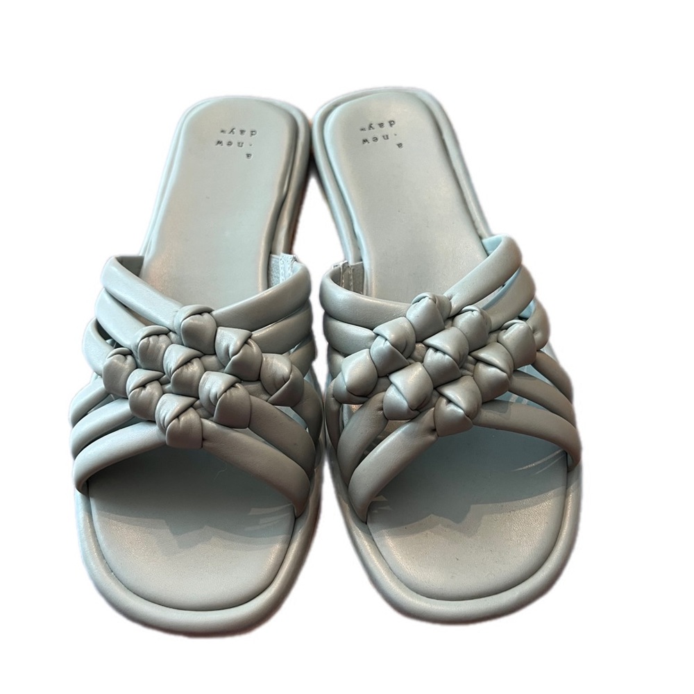 A new day knot sandals 🩴